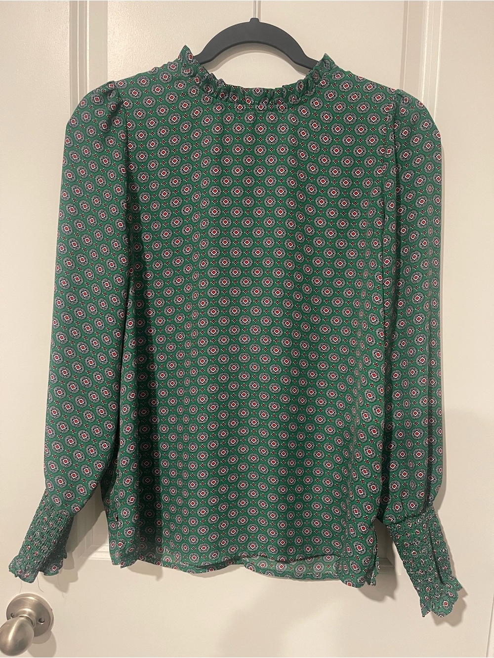 Green Floral-Print Smocked-Neck Long-Sleeve Blouse by